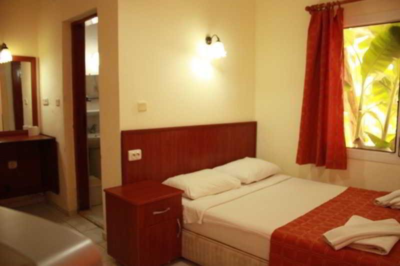 בודרום Alta Park Hotel חדר תמונה
